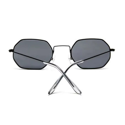 2019 Square Sunglasses Woman Retro Fashion Rose Gold Sun Glasses Female Brand Transparent Glasses Ladies